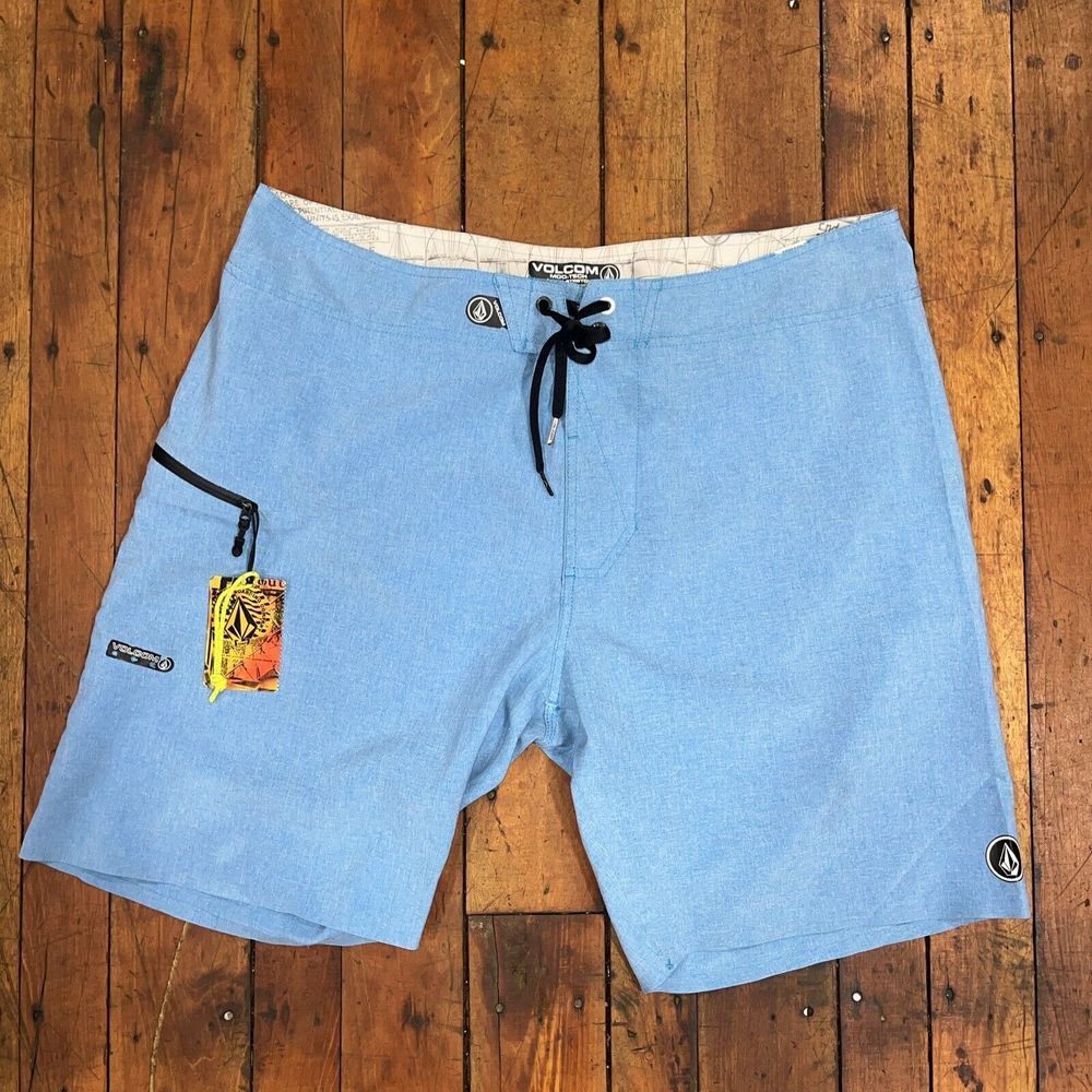 Volcom Mod Tech Board Shorts Men's 38 Blue‎